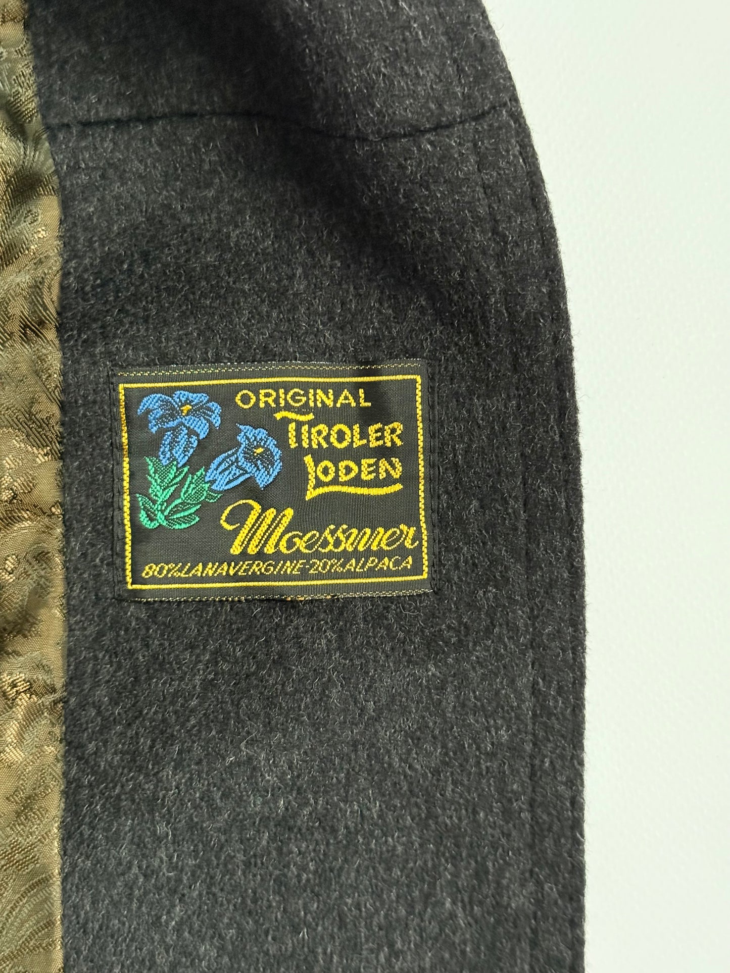 Vintage wełniany płaszcz