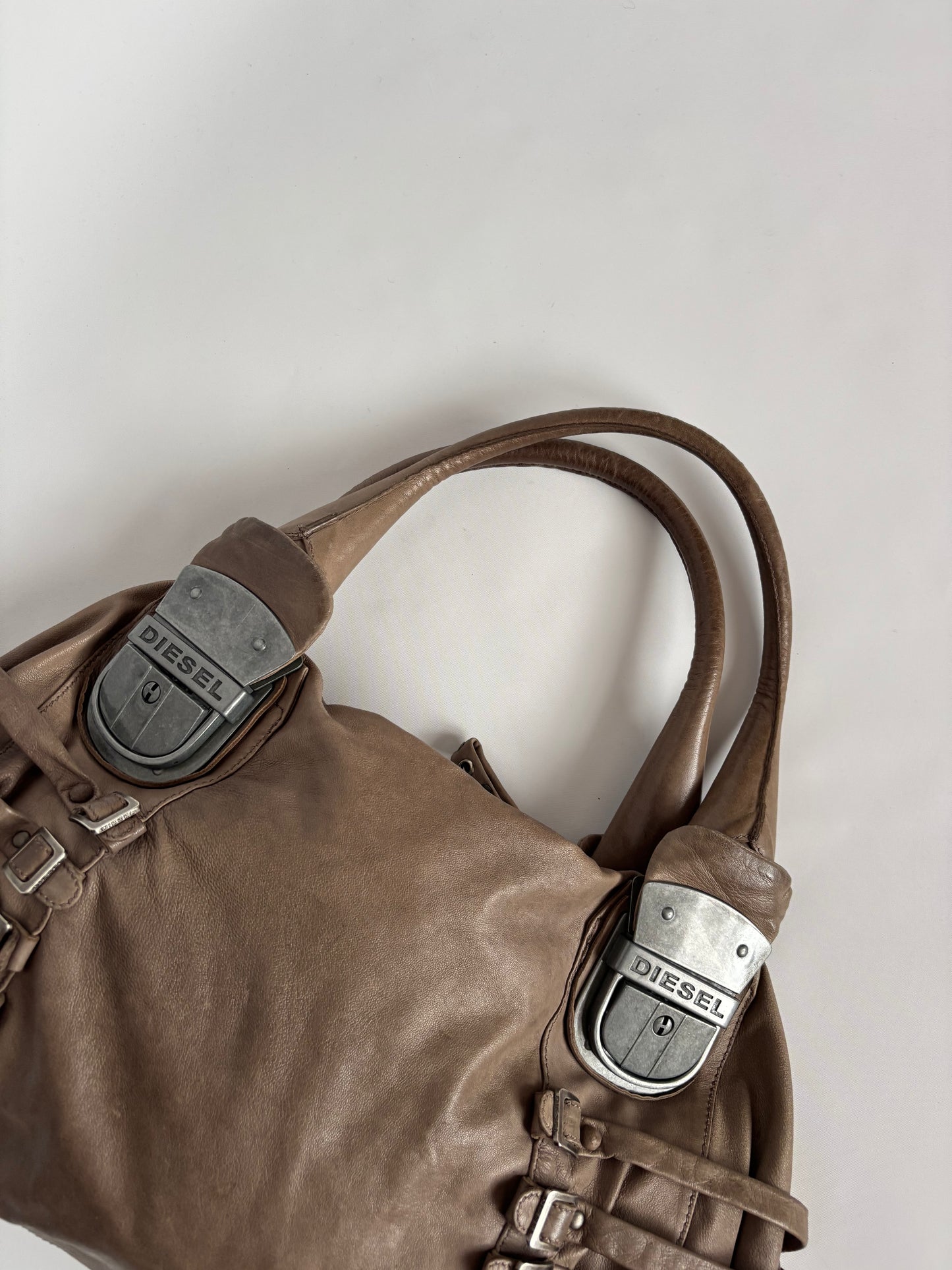 Diesel Y2K Skórzana Torba z Klamrami