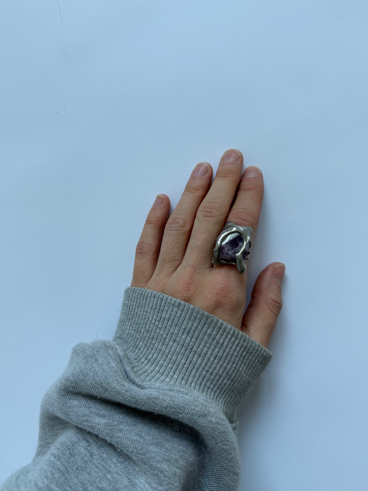 Vintage sygnet ametyst melted silver ring
