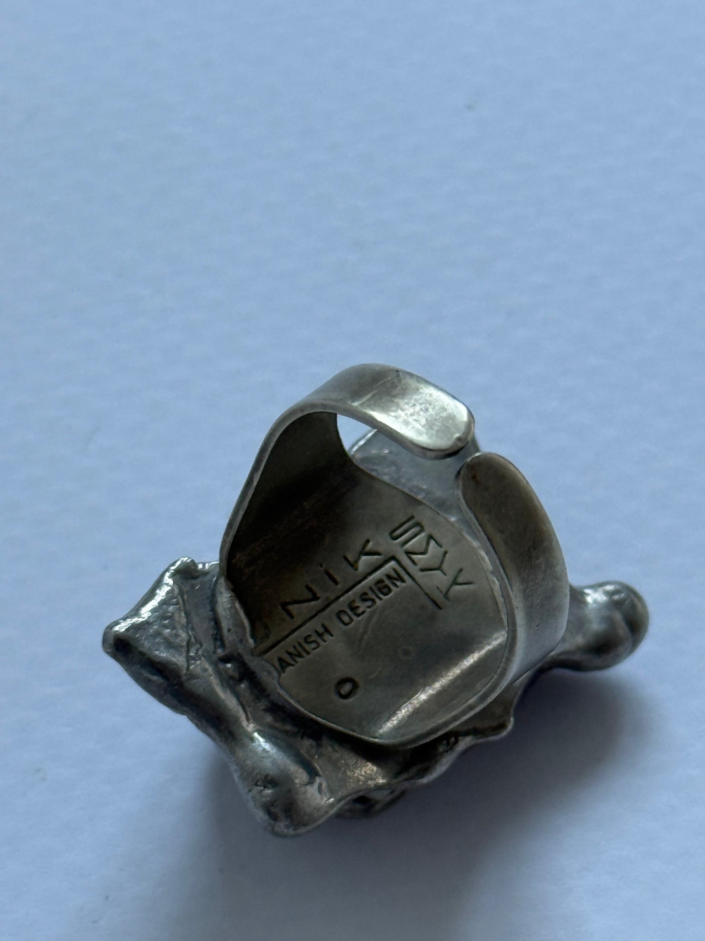 Vintage sygnet ametyst melted silver ring