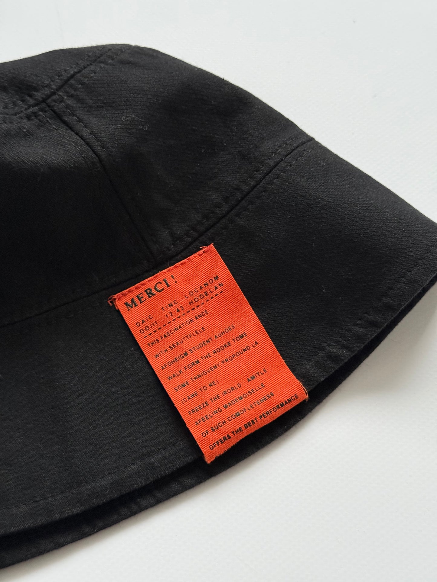 Vintage kapelusz merci bucket hat